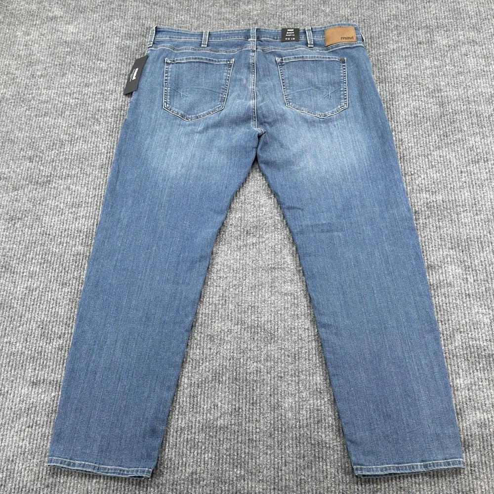 NWT Mavi Zach Jeans Men 42x32 Blue Medium Wash Straight Leg Stretch Denim Casual